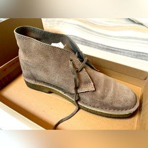 Clark’s desert boot - taupe